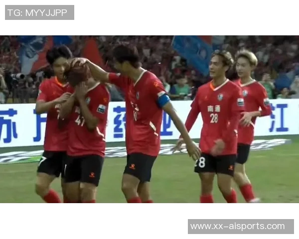 南通之夜:任意球瞬间破门,黄蒋大亚乱战中的绝美奇迹 南通之夜:任意球瞬间破门,黄蒋大亚乱战中的绝美奇迹