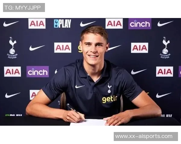 皇马又开始发疯了是吧，一个蹲坑的买范德芬干什么？